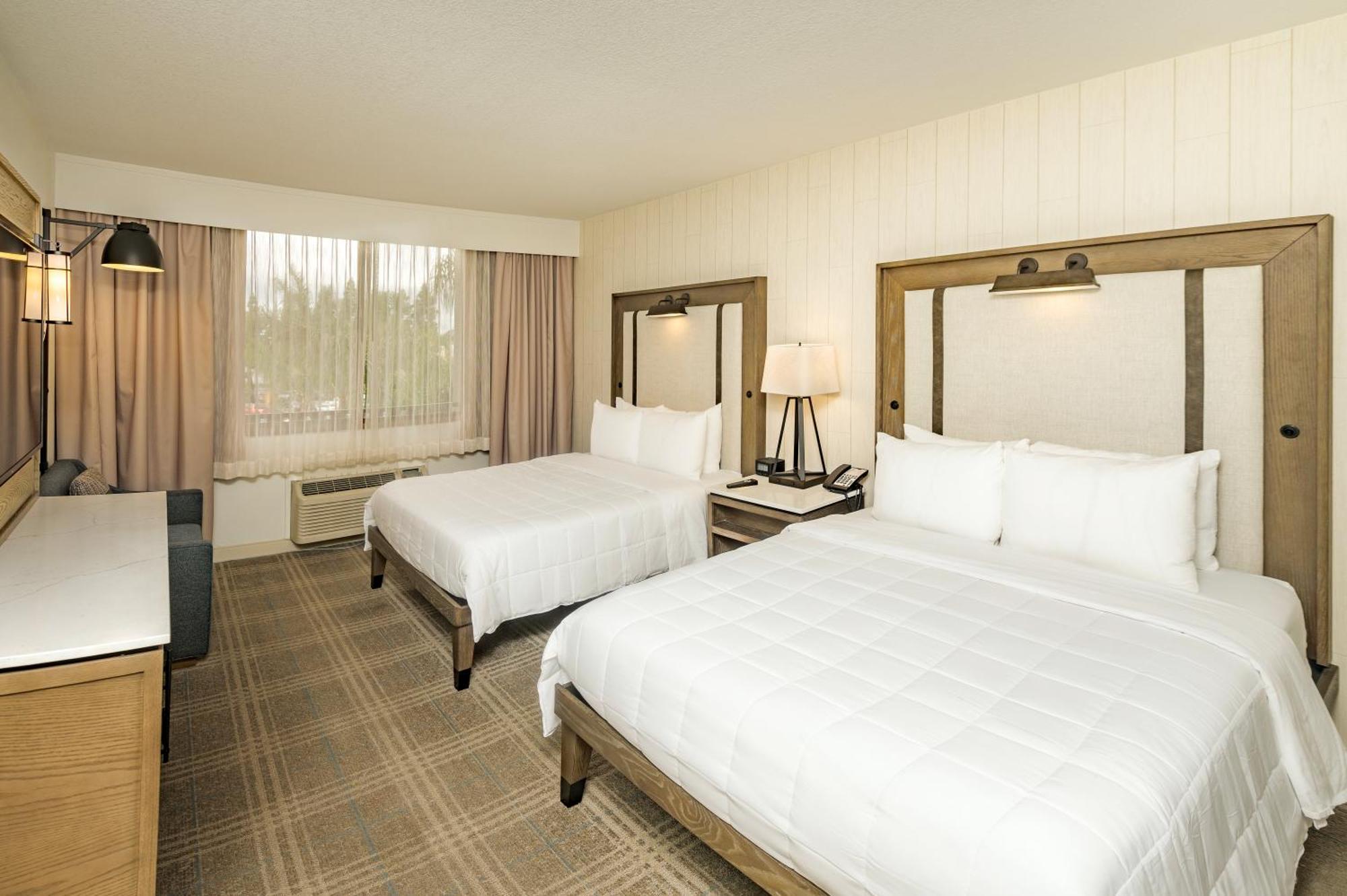 Double Queen Room